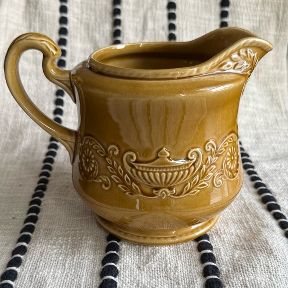 Vintage 60’s Cannonsburg Pottery Regency Pitcher 40 Oz - Picture 1 of 7